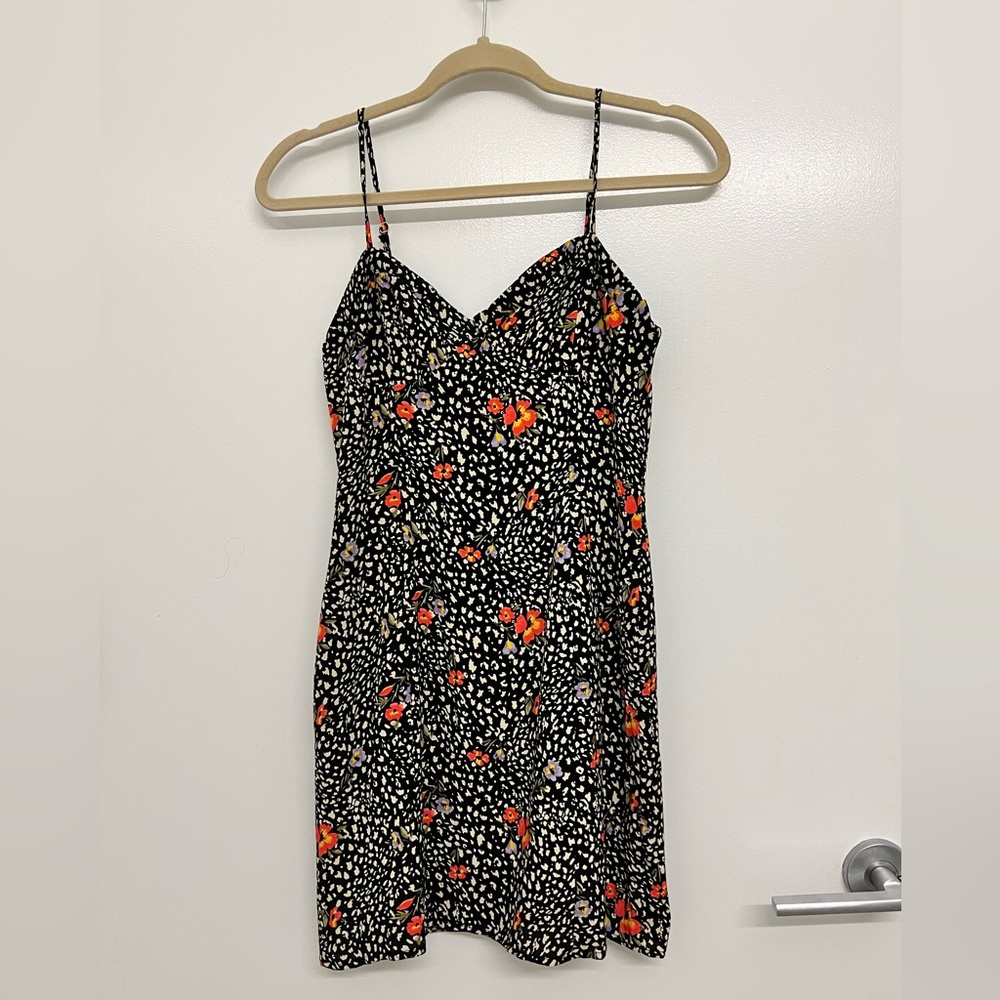 Patterned open back Forever 21 dress